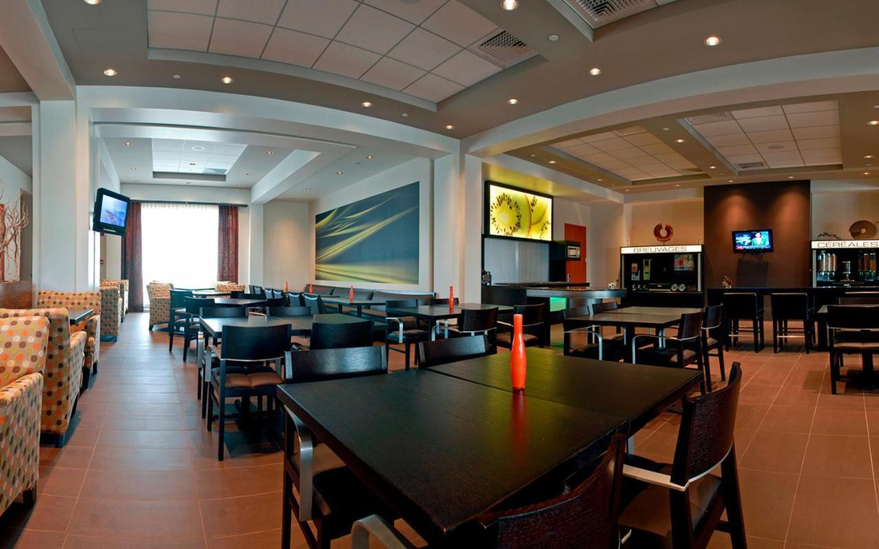 Must Hotel