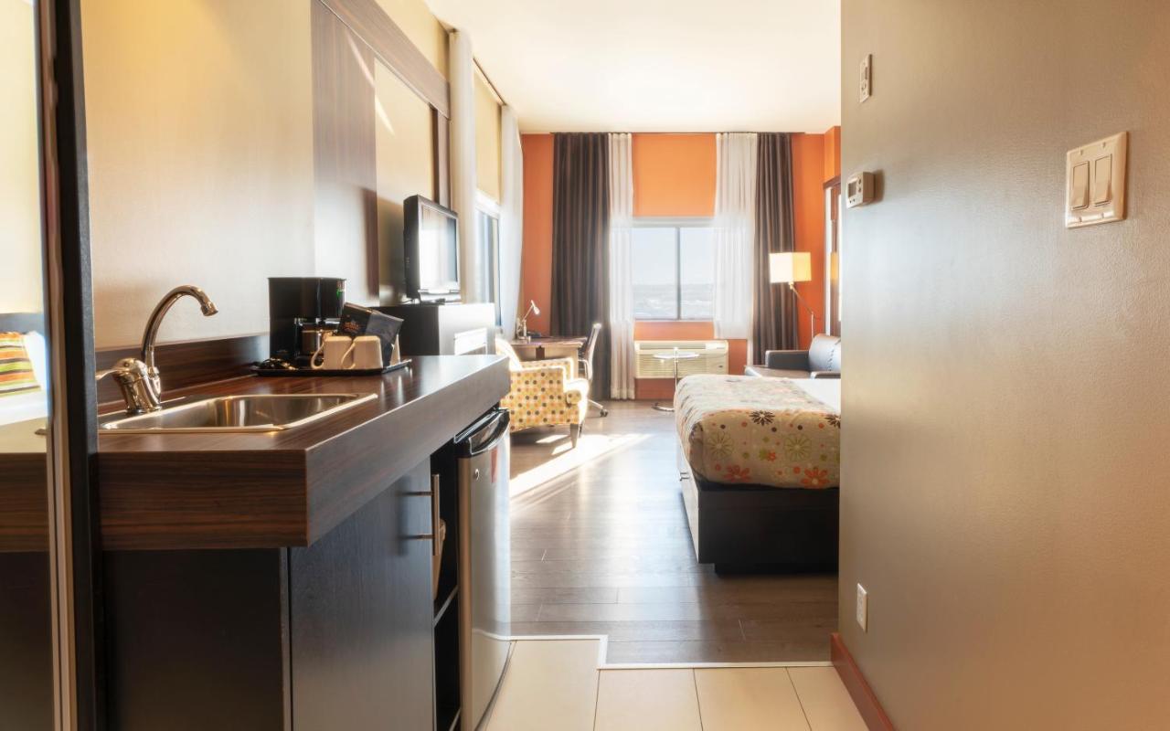 Hotel Must